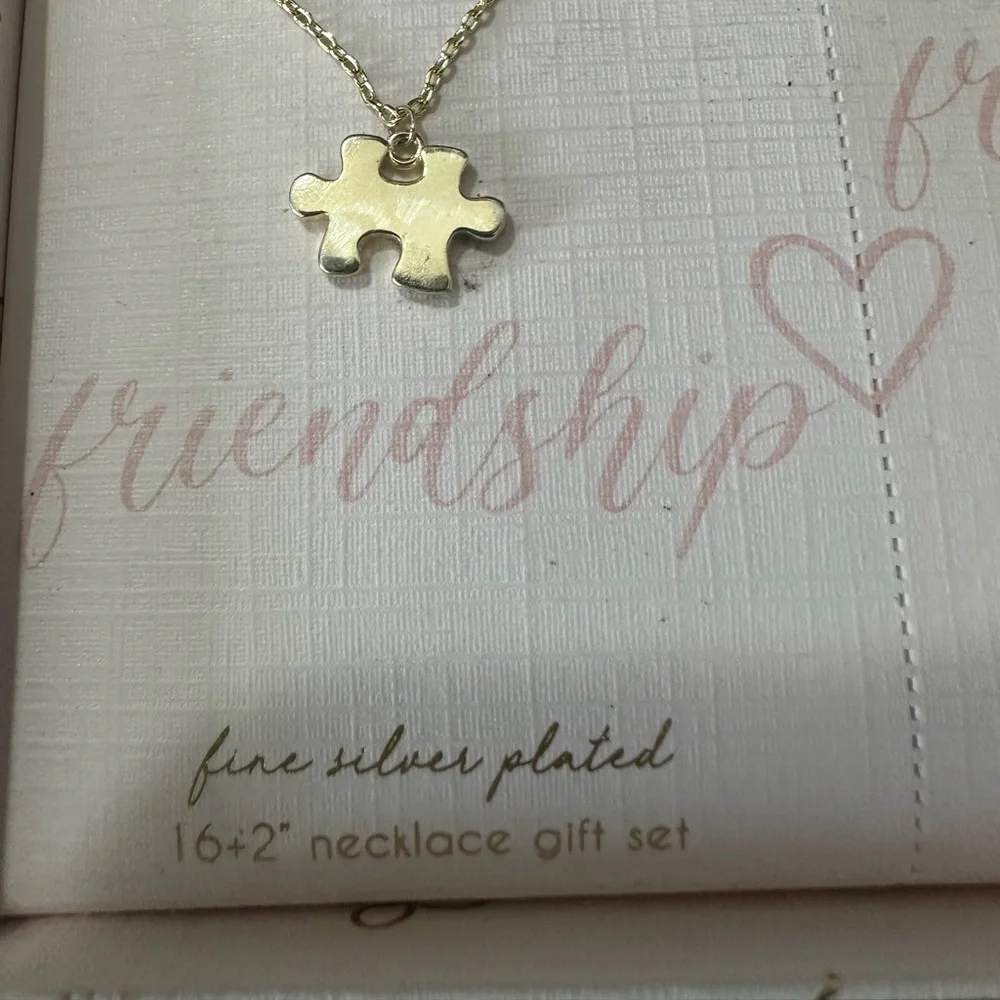 🆕Bundle of 2 Sets Annabelle Lilly Friendship Necklaces